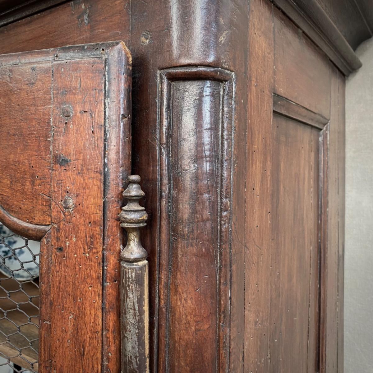 18thC cabinet or bookcase