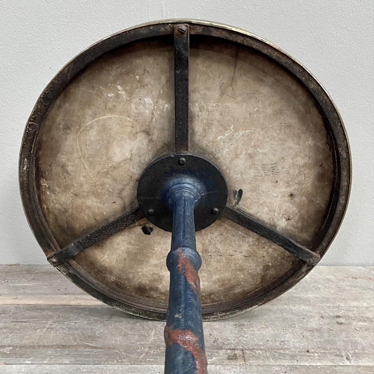 Bistro table or gueridon