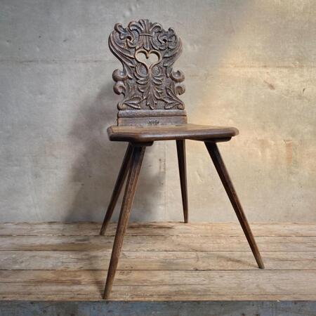 https://www.ericbienaime.com/galleries/decorative-country-chair-9153516-en-middle.jpg