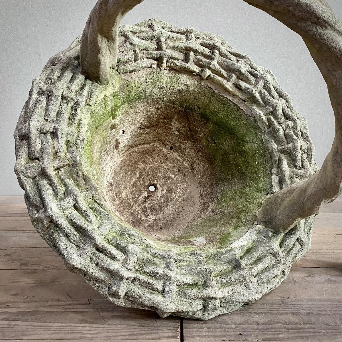 Garden concrete planter