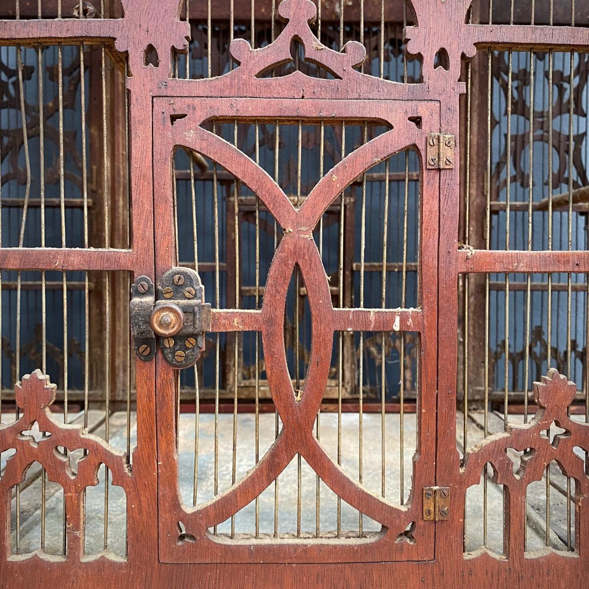 Large bird cage 