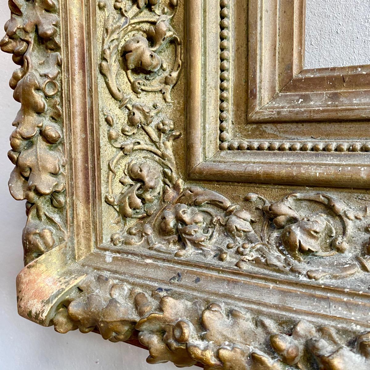 Large gilded frame 