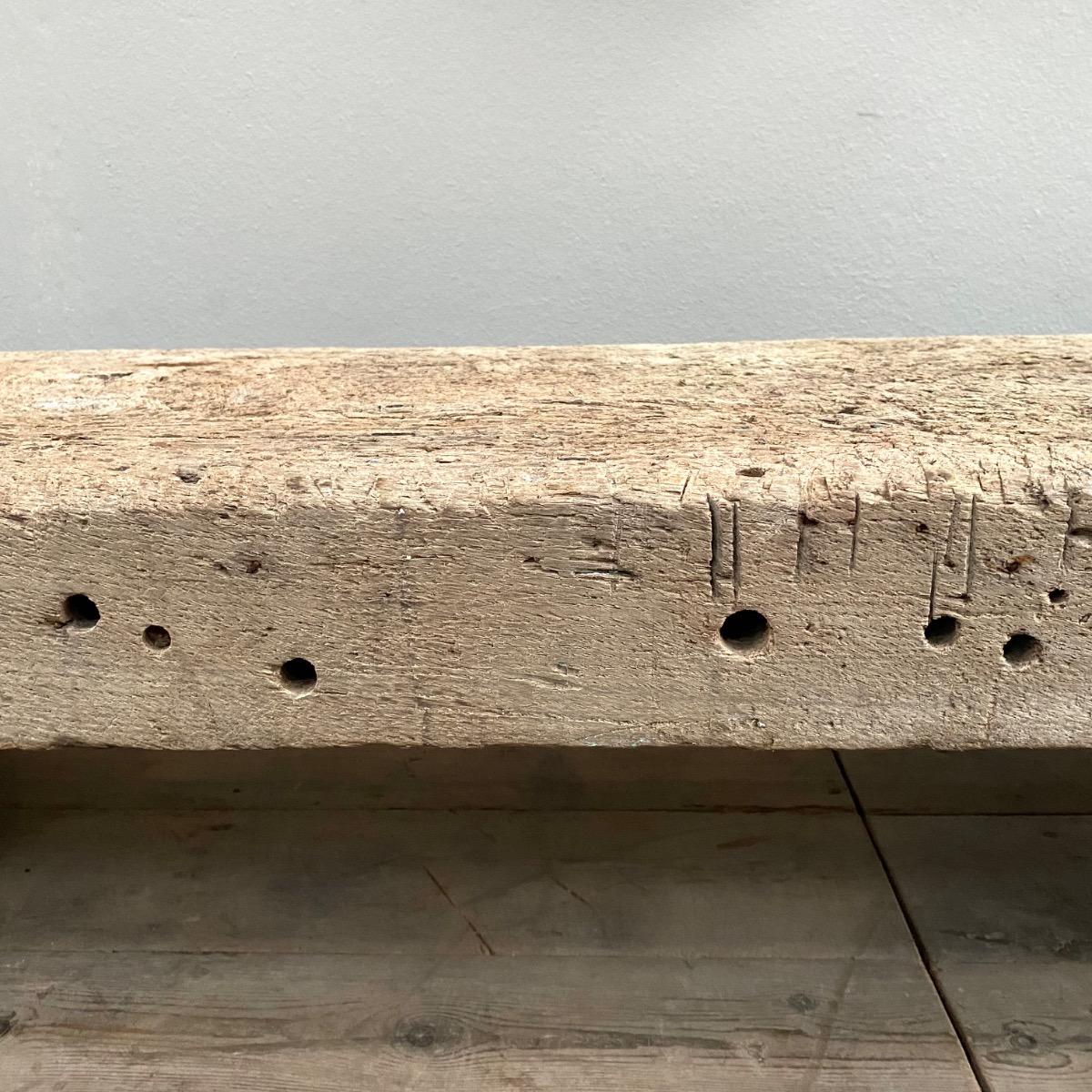 Low primitive bench