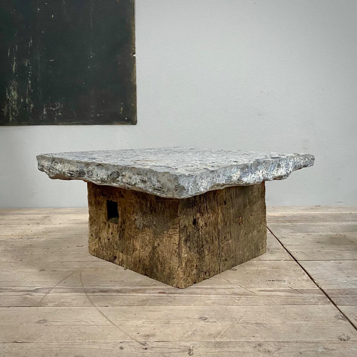 Paire of stone&wood primitive tables