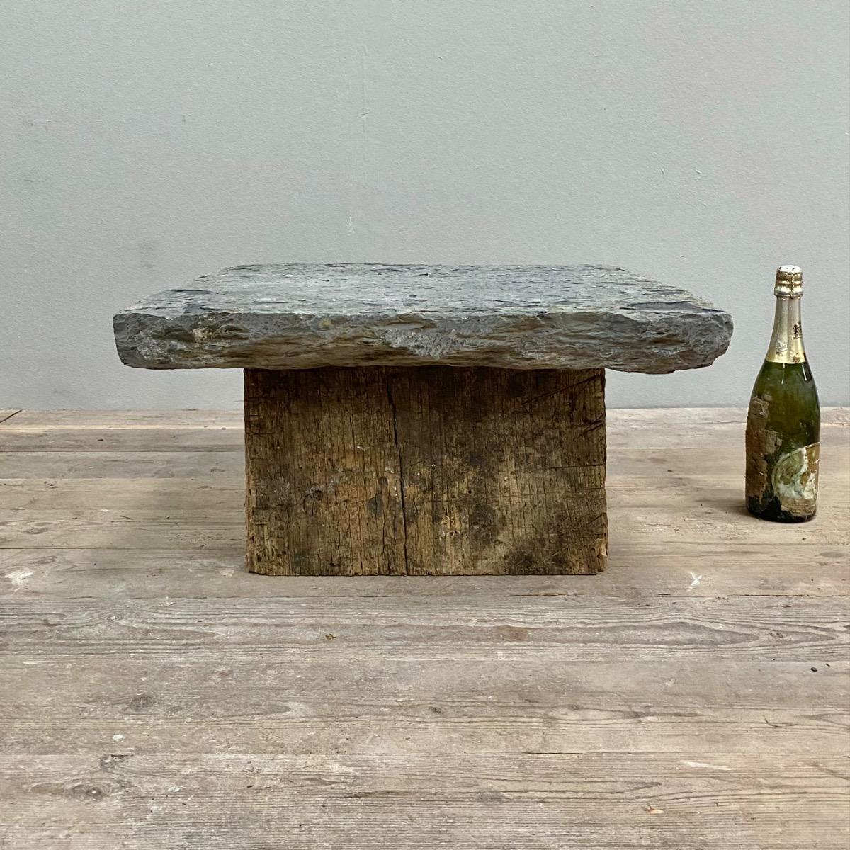 Paire of stone&wood primitive tables