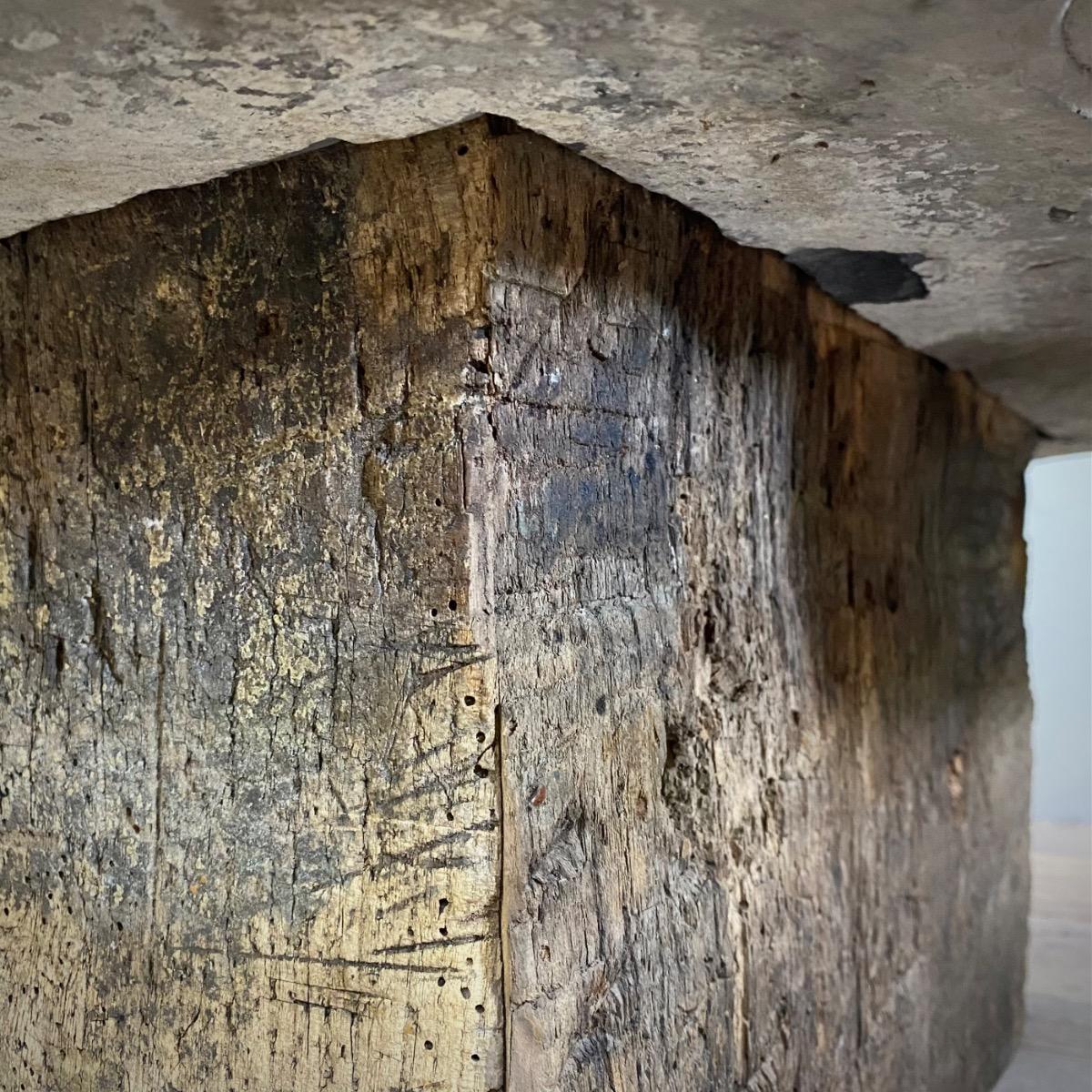 Paire of stone&wood primitive tables