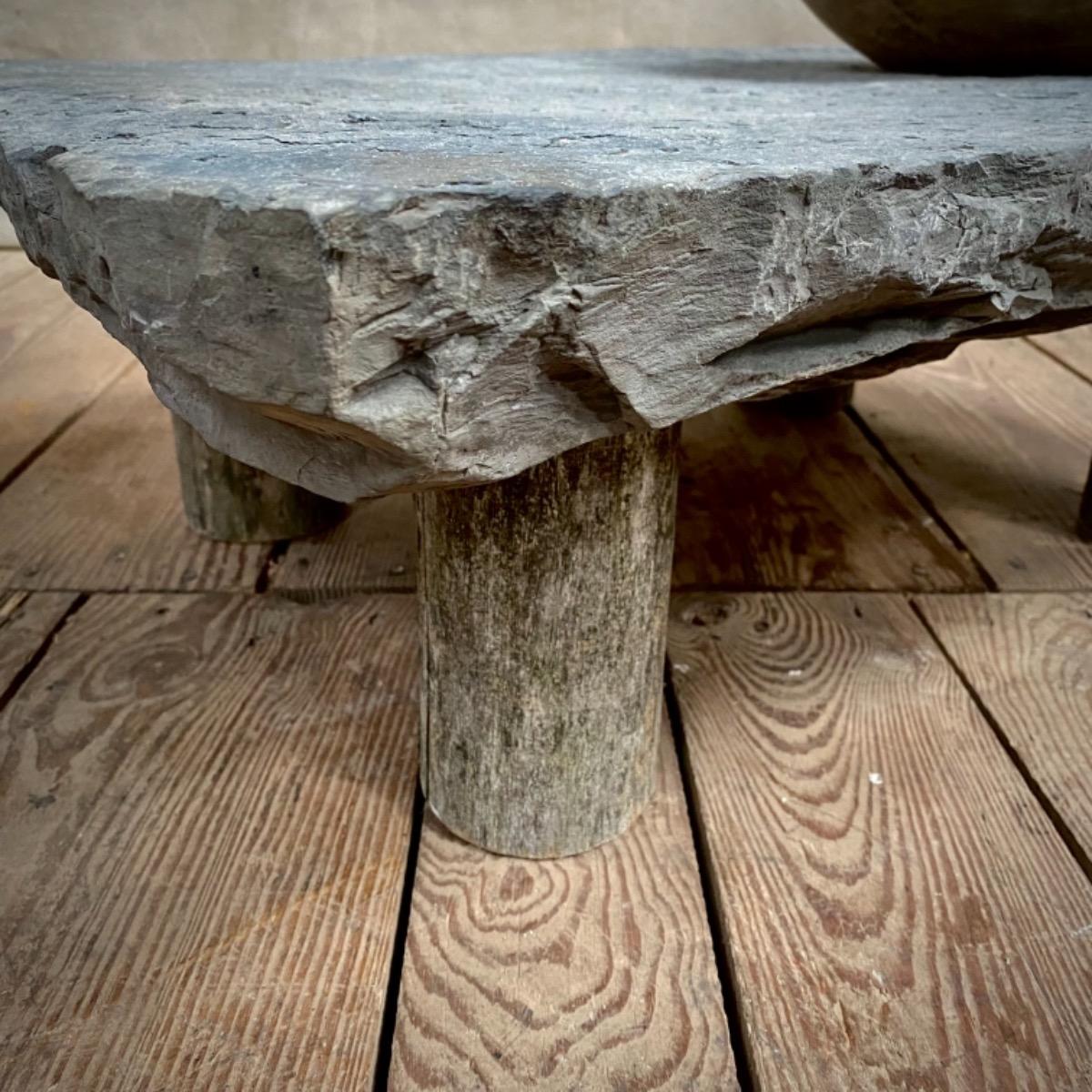 Primitive low table 