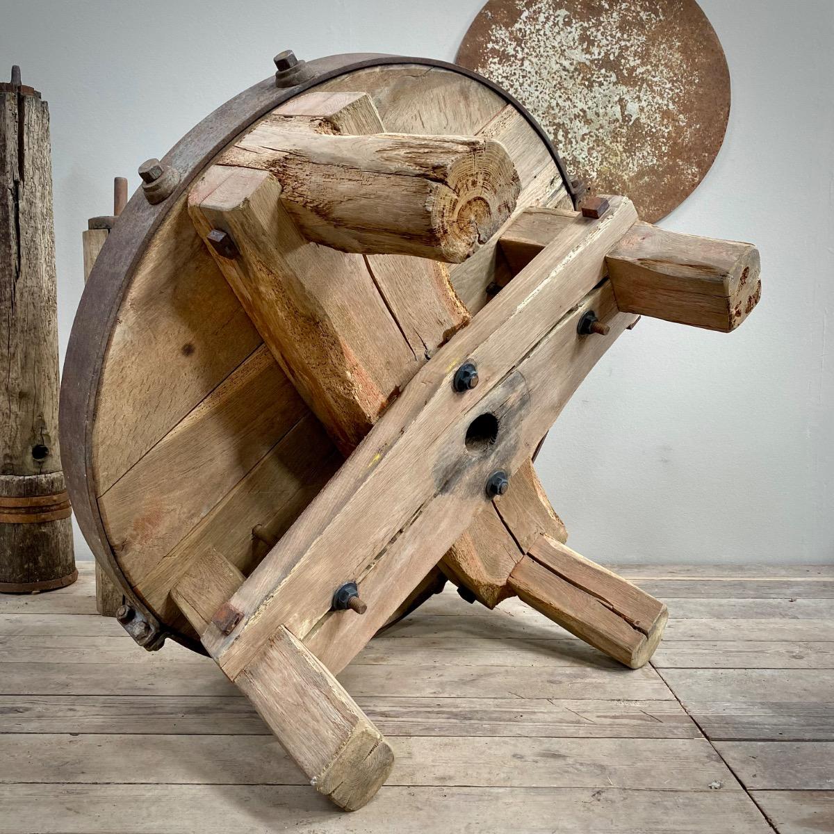 Primitive low table