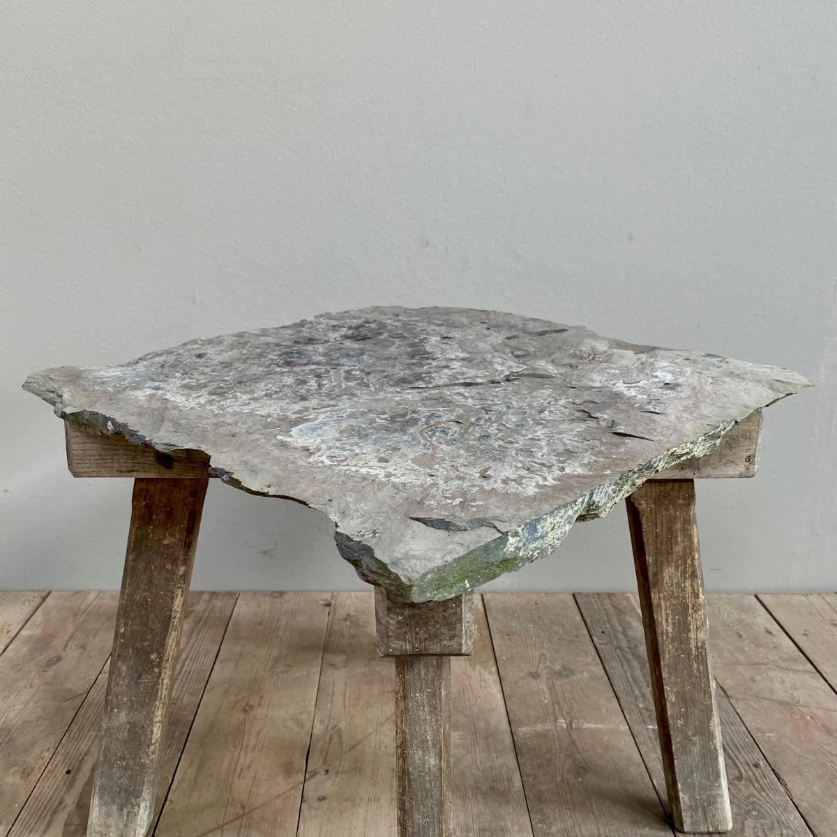 Primitive table