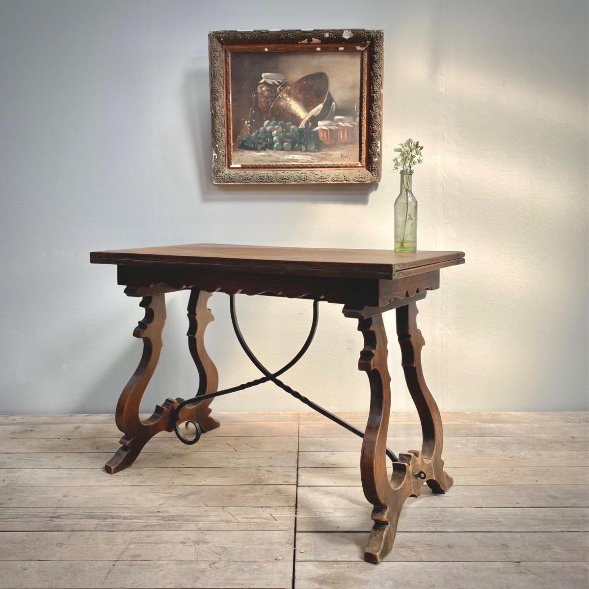 Spanish table