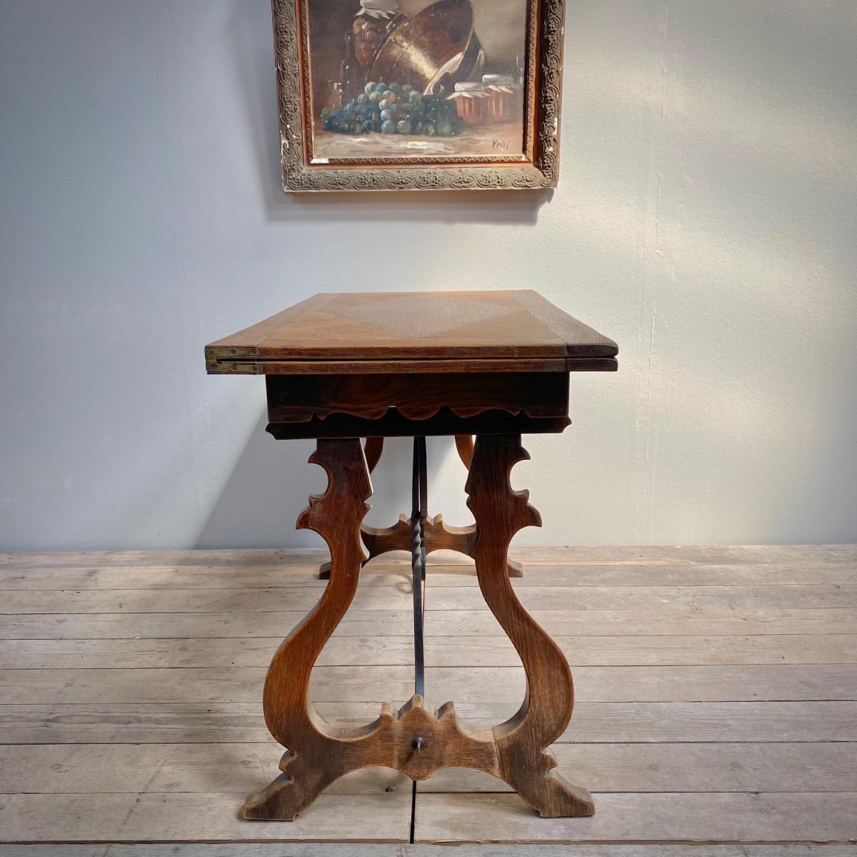 Spanish table