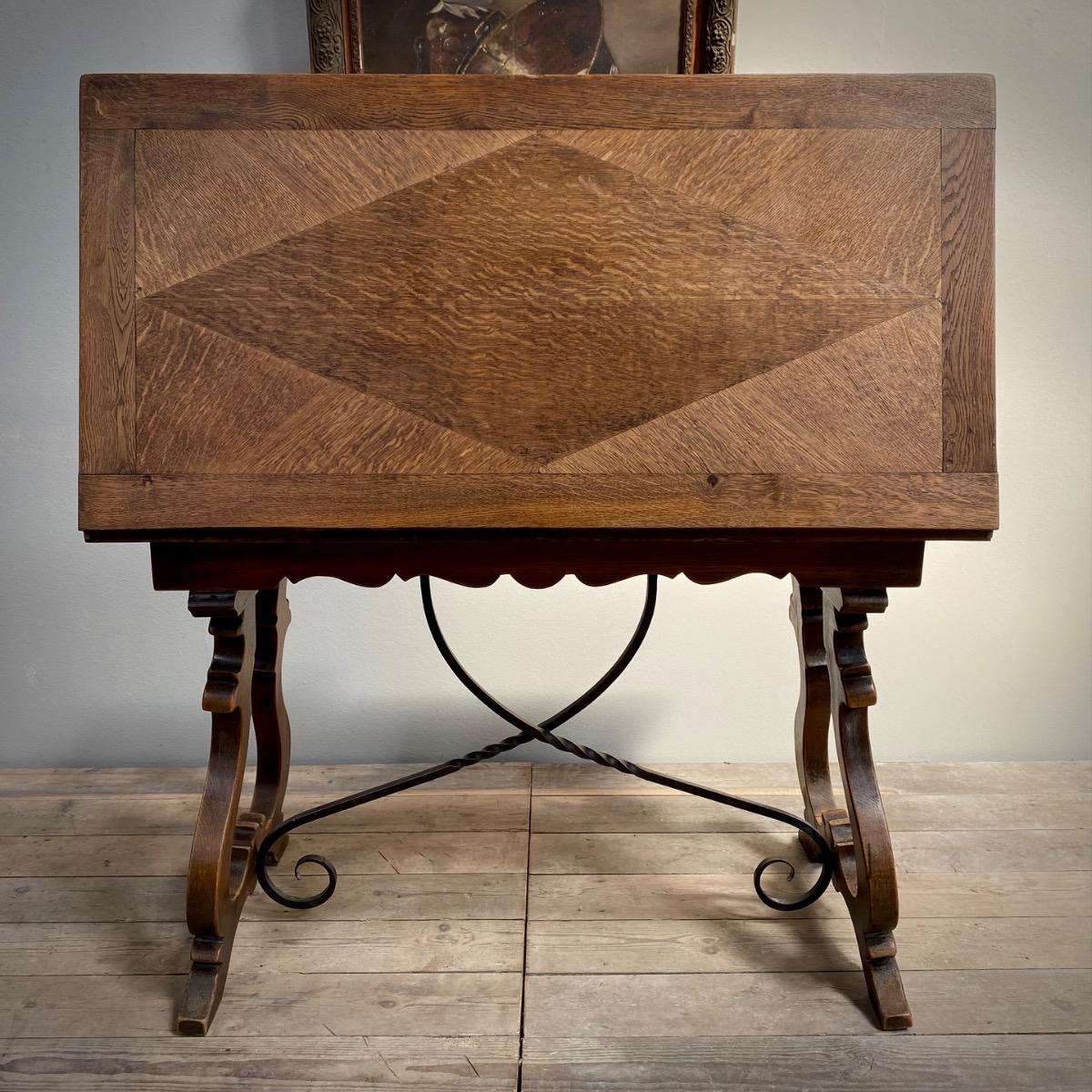 Spanish table