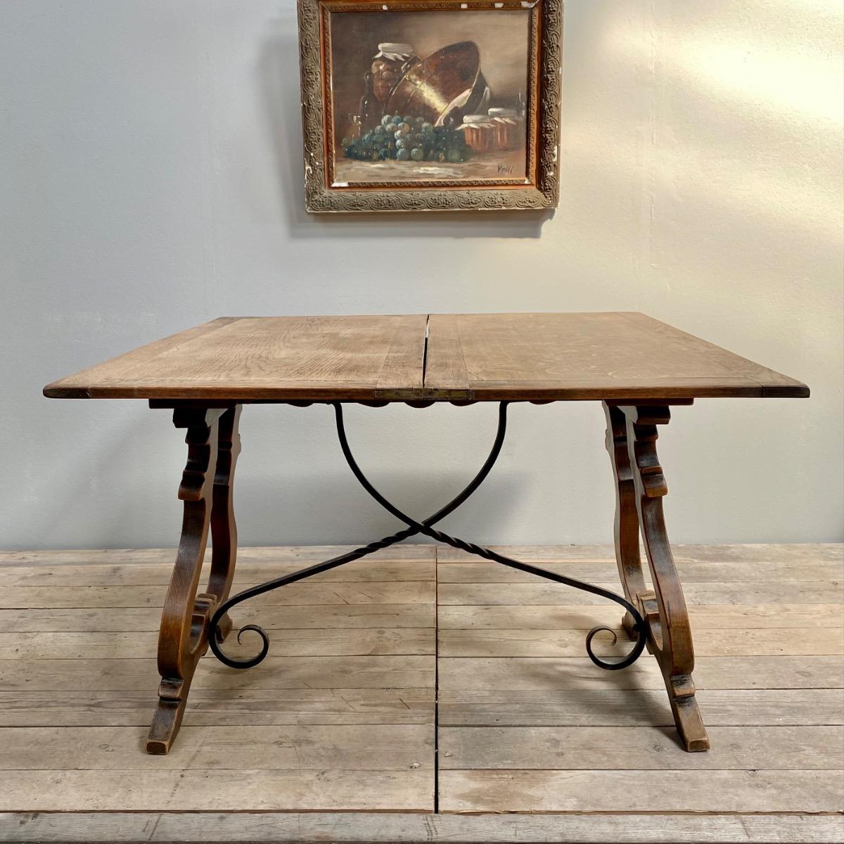 Spanish table