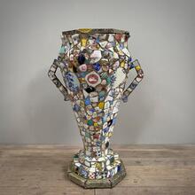 Trencadis garden vase