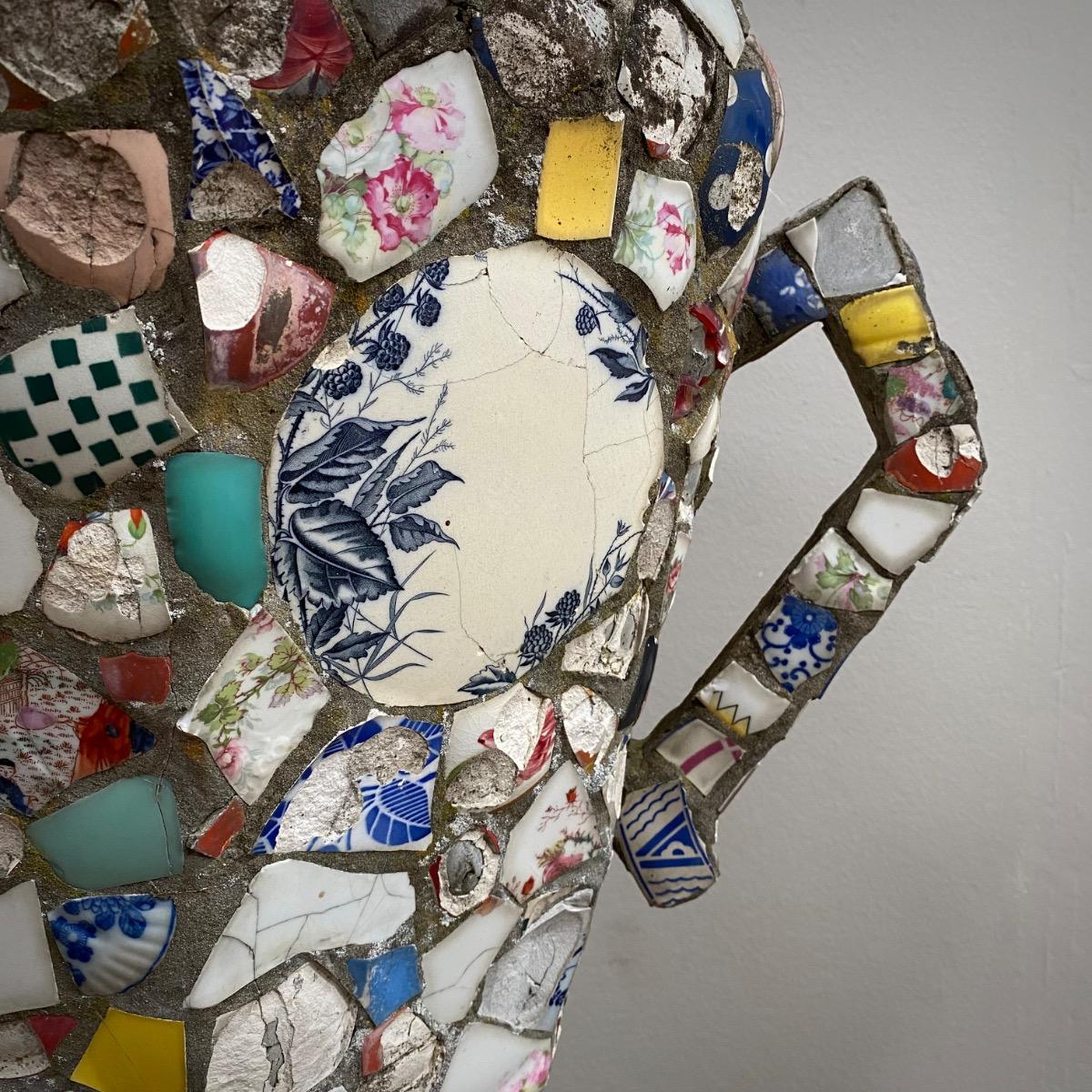 Trencadis garden vase